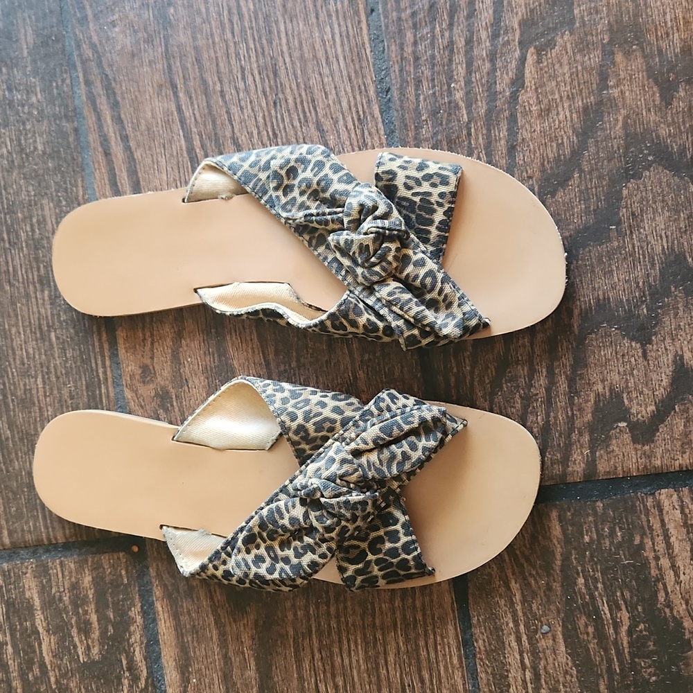 Women leopard sandals